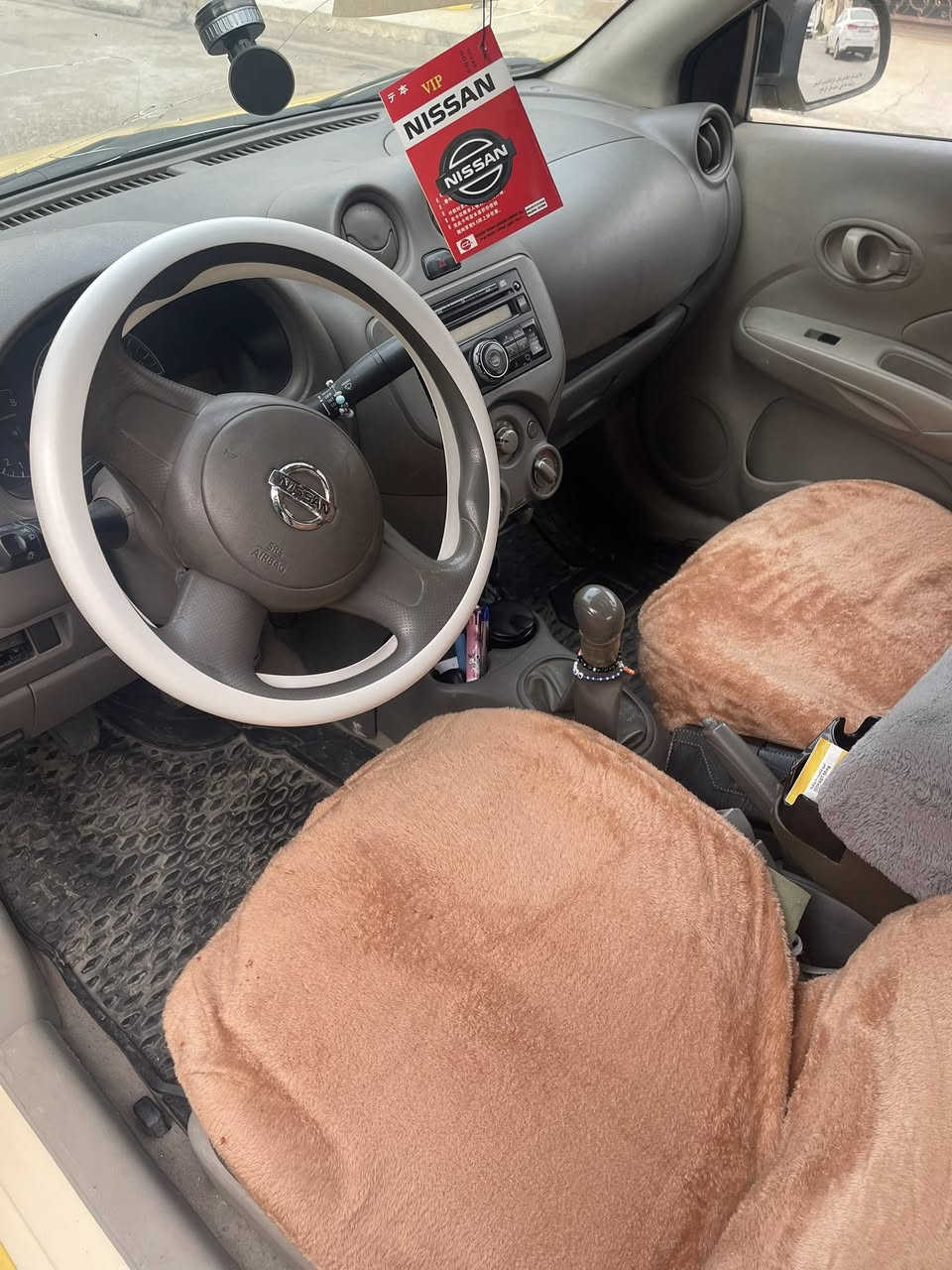 نيسان هندي ٢٠١٤كيرعادي تبريد تتفية نيقابة مصفرة محرك جديد سدرجديد تايرات جديت كرباي كول يشتغل جام كاهربا سيارة خيرمن اللة بدون صربة مابية روبع مصرف داغل خورفة نظيف مكانةكركوك *********** سعر(٨٠)بيها مجال رقم نجف ساحب بكركوك تحويل بشط
