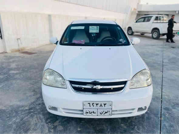 شوفليت موديل ٢٠١٠ زوور جوانه سياره كه
چوارتايه ي نوويه. گير توماتيك. 
سياره كه ١ پارچه ي هه يه بي ناوگرتن
بي سارد بي ليدران.  
سعري ٨٤$
***********
*********** كويسينجاك
