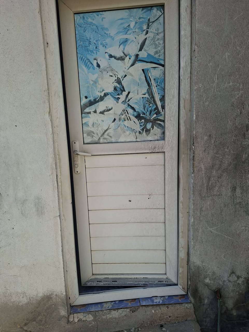 بيبان لبيع عنوان كربلاء عون خلف البانزيخة ***********
