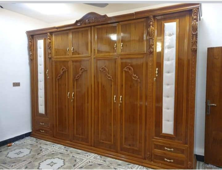 بسم الله الرحمن الرحيم
نجارة ابو نور العبيدي لعمل الاثاث الحديث حطاطة 
الرمادي كورنيش الحوز سدة الحوز القديمة قرب مدرسة جنيد البغدادي 
هاتف ***********واتساب 
ومن الله التوفيق
