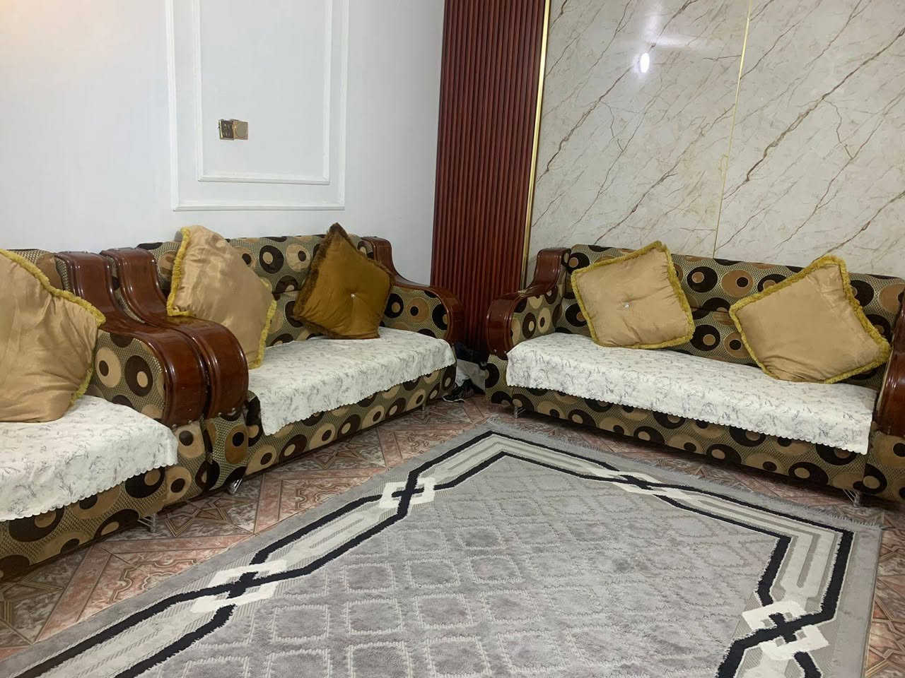 ديوان تزگام للبيع 24 متر للاستفسار الاتصال على الرقم ***********
