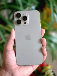 آيفون ١٥ برو ماكس • ٢٥٦ • بطارية ٨٧٪