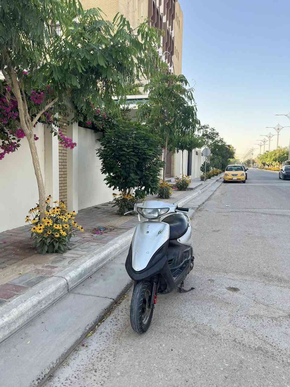 السلام عليكن ماكس قجمةدراجة جديدة كلش مناقصة شي توني سويت إدامة للدراجة كلهة
قبل 2سنة طلعت من الرمبة 

الدراجة مناقصة شي

المكان كربلاء 

حي القضاة 

السعر425وبيهة مجال 

مامفتوحةًبلاد

للاستفسار ***********
