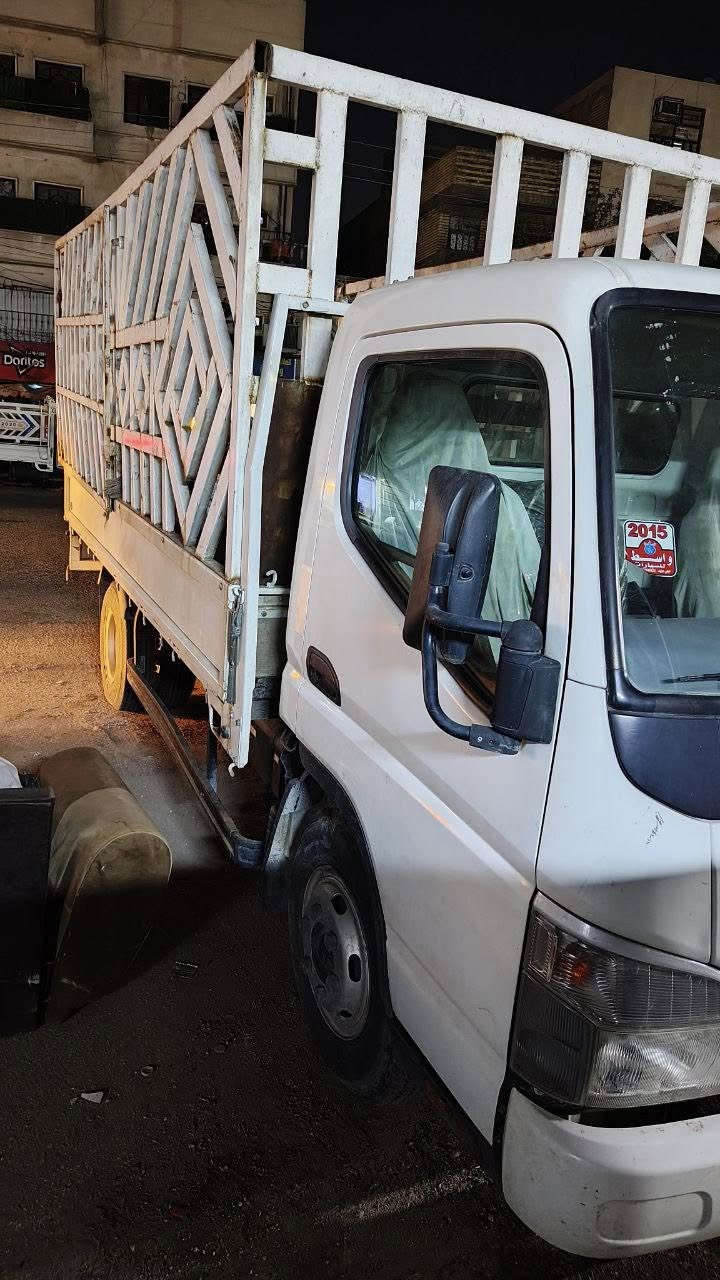 للبيع كنتر مديل ٢٠١٥رقم بغداد ماشي ٢١ الف زيرو  السياره كامله مكمله بيها ملاحضات كما موضح بل صوره العنوان بغداد رحمانيه الجعيفر *********** السعر تفضل خاص
