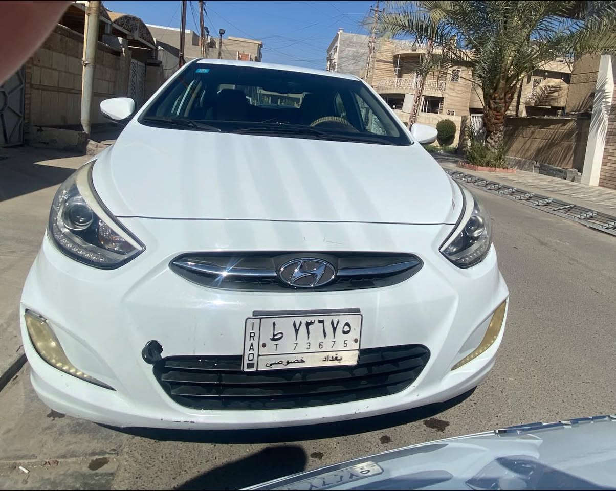 اكسنت 2017 خليجي
مكفولة كفالة عامة من صبغ وتبديل وبارد بيها ملاحضات بسيطه موضحه
ماشيه 44 الف حقيقي 
فتحة وشاشة وكامرة تحكم ستيرن 
مكينة كير كله جديد تبريد ثلج
سيارة على وضع الشركة 
مكاني بغداد حي العدل
***********
سعر 128 وبيها مجال
