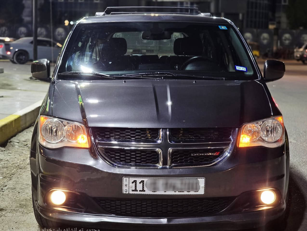 للبيع دوج كرفان  2020 لون رصاصي 
فول مواصفات ماشية 73 الف بدون ايرباك 
حجم 6 سلندر 3600 أبواب كهرباء 7 راكب
كرسي السائق كهرباء الكشنات جلد 
تبريد 3 قطع شاشة بالسقف كامرة 
تحكم ستيرن كشنات خلفي منفصل
باب الصندوق كهرباء تشغيل عن بعد 
الارضية مدوشمة جلد بالكامل
السيارة بيها منظومة غاز تخم تايرات جديد 
السيارة وارد أمريكي الضرر خلفي مرفق صور الحادث مع المنشور باب الجنطه ابلادي نفس ألون والجاملغ الخلفي انصبغ بدون ايرباك المحرك و الكير مكفولات 
السيارة جاهزة من كلشي 
رقم بغداد ومكانها بغداد السعر  195 ورقه
للأستفسار ***********
