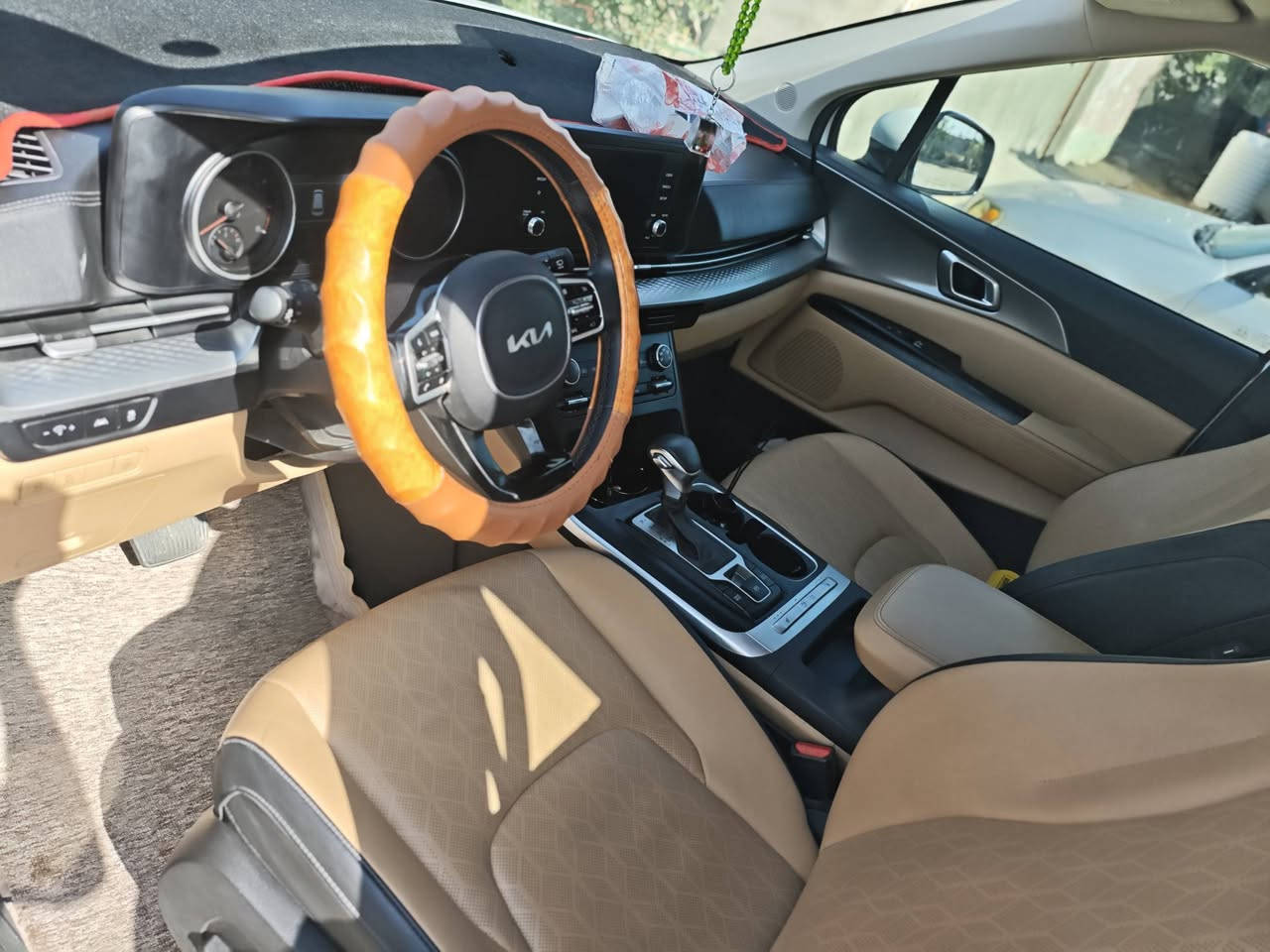 سلام عليكم
عندي سياره كرنفال 2024
وارد امريكي ضربت جاملق وبنيد بدون دواخل
والباقي كفاله عامه نص فول 
رقم سياره اربيل تريد وكاله تريد مداور 
1. تشغيل عن بعد
2.ترحيب عن بعد
3.لادار بالمري
4.حساسات 
5.سبيرها مانازل وجكها مانازل مال شركه 
السعر: 255 وبي مجال بسيط جداً للشراي 
رقم: ***********
ملاحظه: بيع فقط بدون مراوس
