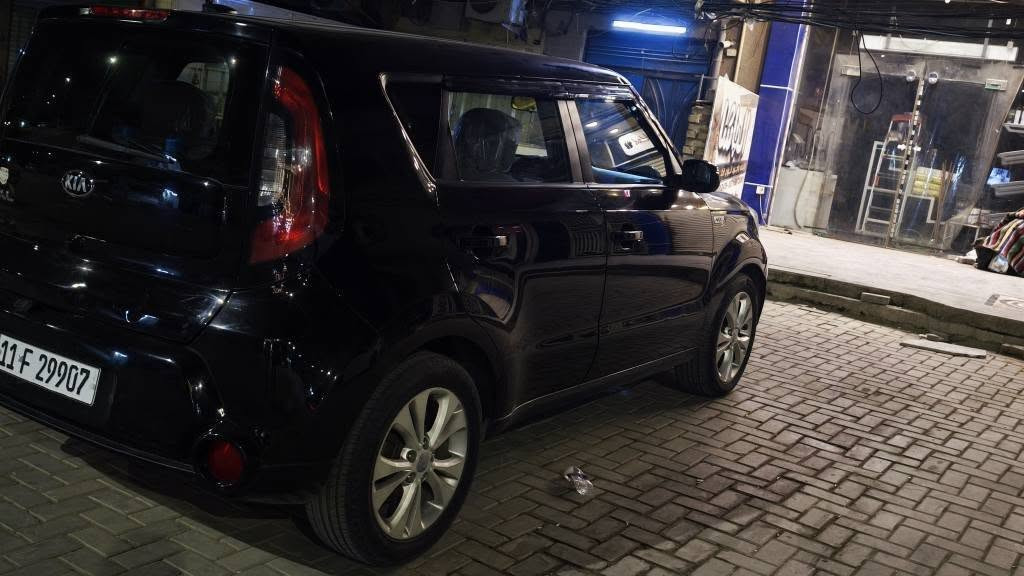 كيا صول 2016 مكينة 2000 gdi السيارة ماشية 65 حادث قبغ جنطه بدون ايرباك بدون دواخل حدادية تبريد ادامة كاملة للسيارة رقم بغداد باسمي مكان للسيارة بغداد الشعب للبيع او مراوس
118 مجال بسيط للشراي 
*********** بغداد, العراق
