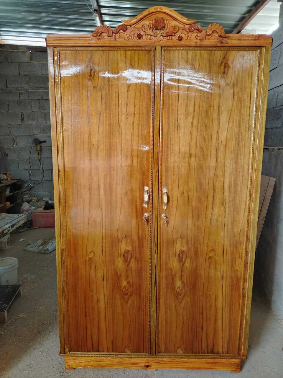 بسم الله تم عمل كناتير 2 باب و3 باب باسعار مناسبه ونشتغل على الطلب للاستفسار خاص او  الاتصال على الرقم 
***********
