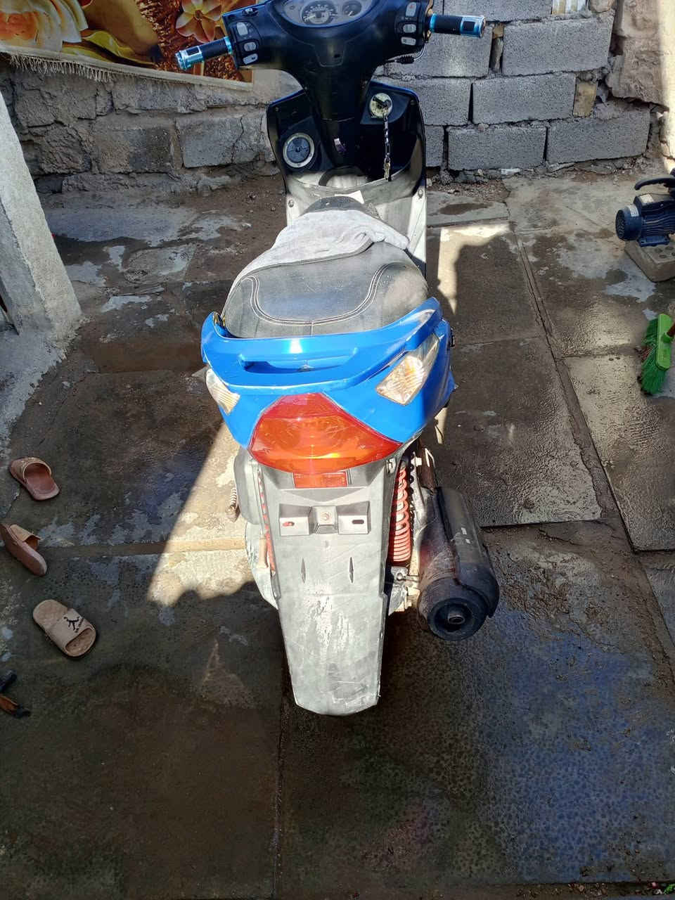 سلام عليكم دراجه ثعلبGT للبيع
الدراجه خير من الله اي نقص مابيهه اترايك وين متريد 
كهربائية كلهه شغاله السعر ،650، وبيهه مجال مكاني الحريه
شارع العياده ،رقمي ***********
