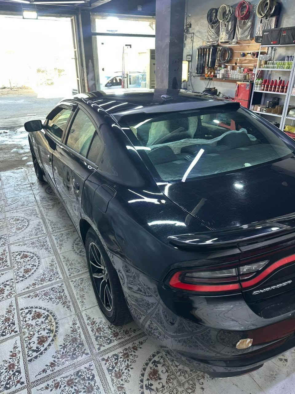 جارجر موديل 16
فئة SXT
وارد امريكي 
حادث جاملغ وبنيد 

بصمة تشغيل 
مكينة 3600
6 سلندر 
تو ويل 
جاهزة من كلشي 
سياره سليمانية باسمي 
مكاني ميسان 
***********
