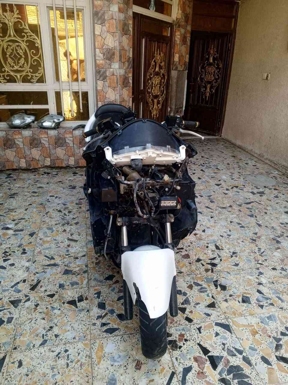 سلام عليكم فورزا 09 كوم حديد تدير متشتغل مكاني بغداد بلديات سعر 450 وبيه مجال ***********
