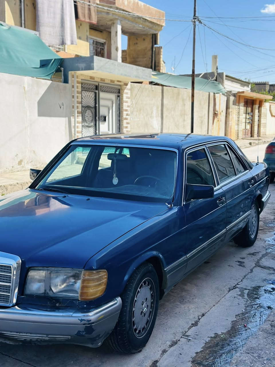 سلام وعليكم مارسدس رئاسي 88 بعدها بلادي بصمه تشغيل عن بعد لا طخه ولا ضربه شرط التحويل كير ومحرك بطه 3000 شرط عنوان موصل  
سعر 40  قفل ***********
