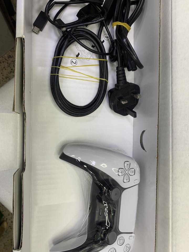 سلام و عليكم بلايستيشن فايف نضافه 90 بالميه و سعرها 650 وبيها مجال ان شاء الله  و موجود توصيل


**إذا كنت صاحب هذا الإعلان وتريد حذفه لأي سبب، رجاءا أرسل رسالة إلى الدعم الفني**