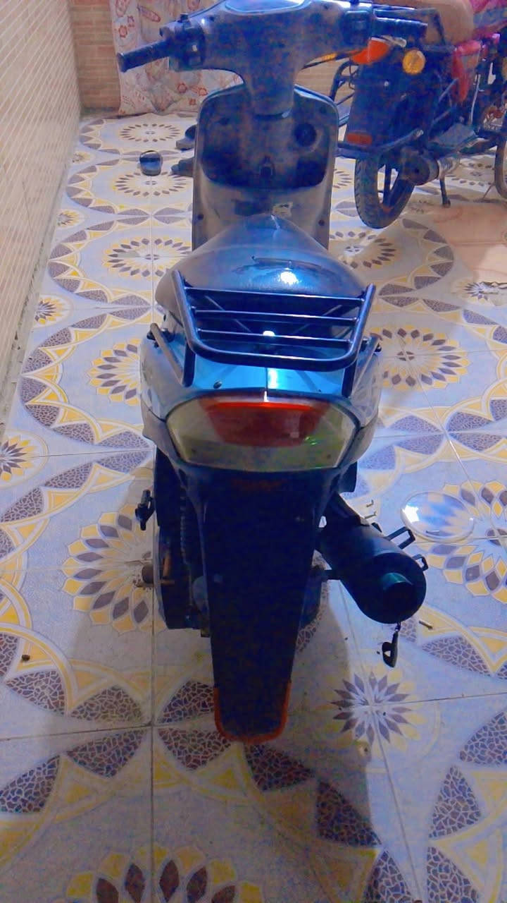 السلام عليكم ماكس منعولي بوشه ابلاد 49 الدراجه كلشي بيه شغال مامفتوحه السعر 550 او بيه مجال.  خاص او هذه رقمي واتساب *********** مكني سوق الشيوخ كرمت بني سعيد
