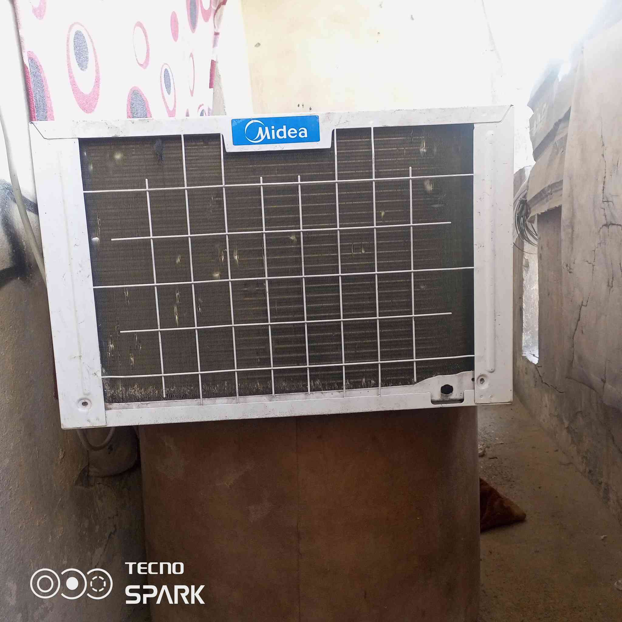 مكيف 2 طن مستخدم موسم نظيف مامصلح تبريده يخبل ماشاء الله متوازي ع بيعته مكاني بغداد م الصدر ***********
رايده ب165 وبي مجال
