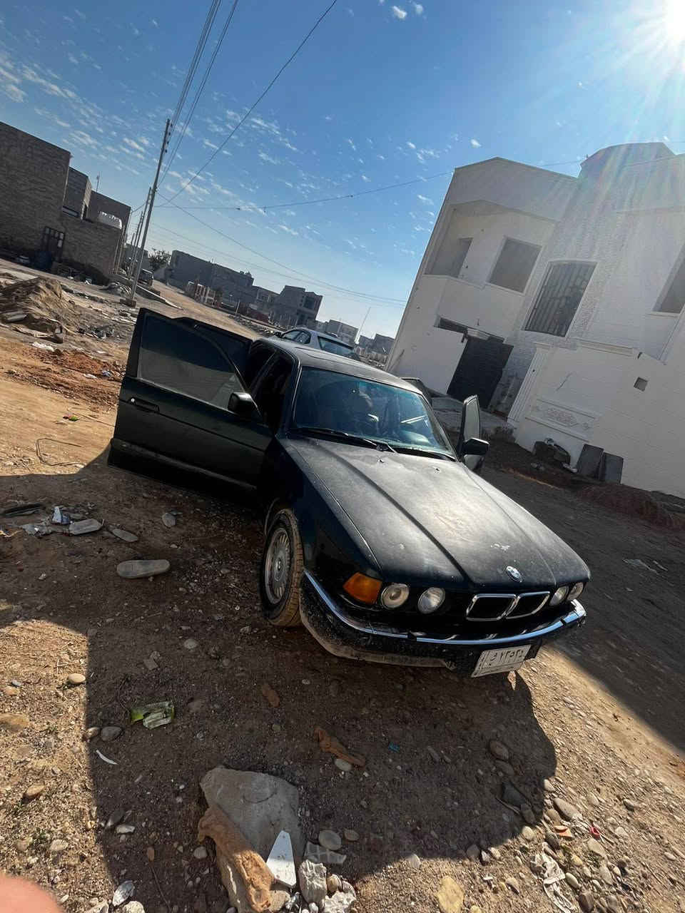 السلام عليكم بيئم 730 للبيع سعر 35$ (مكاني تكريت) محور محرك بيئم  6 سلندر موديل 1994 رقم بغداد شرط تحويل فتحه سلايت لون زيتوني دبل ايرباك غرفتها جديد جلد كير اوتماتيك كشنات هيترات جلد تحكم كهربائي السياره مالت بيت انطيك بيها شرط محرك وكير استفسار اكثر 
***********
