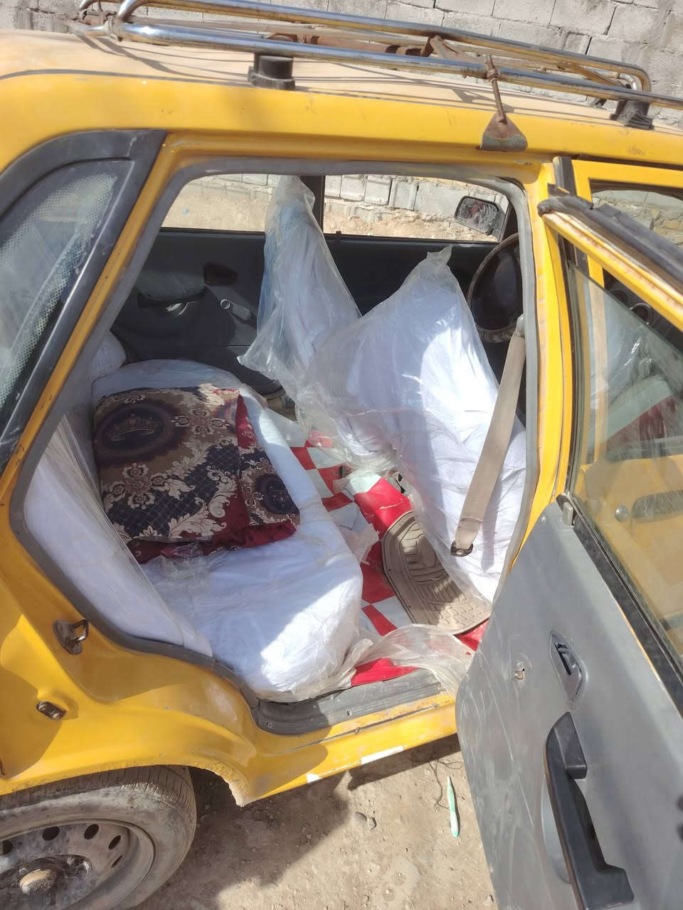 السلام عليكم سياره سايبه للبيع موديل 12 ابيع بدوراعي ***********بس عشائر عهد وسرقه السعرت 8 رقم الهاتف
