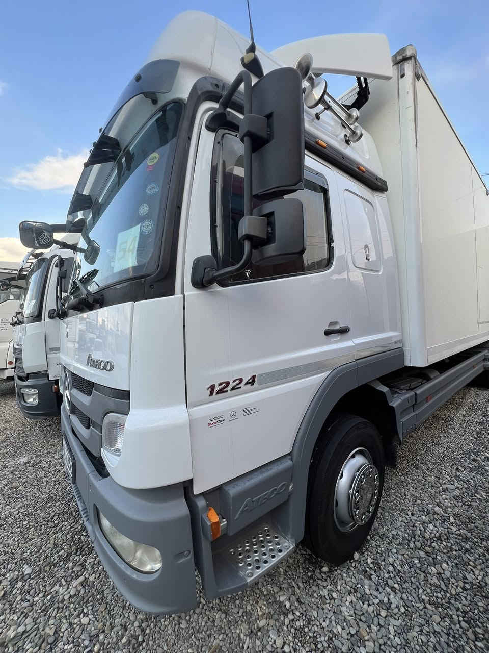 معرض ديالي سليمانيه
سلام عليكم أتيكو لبيع
موديل 2009حجم1224
فول مواصفات 
***********
