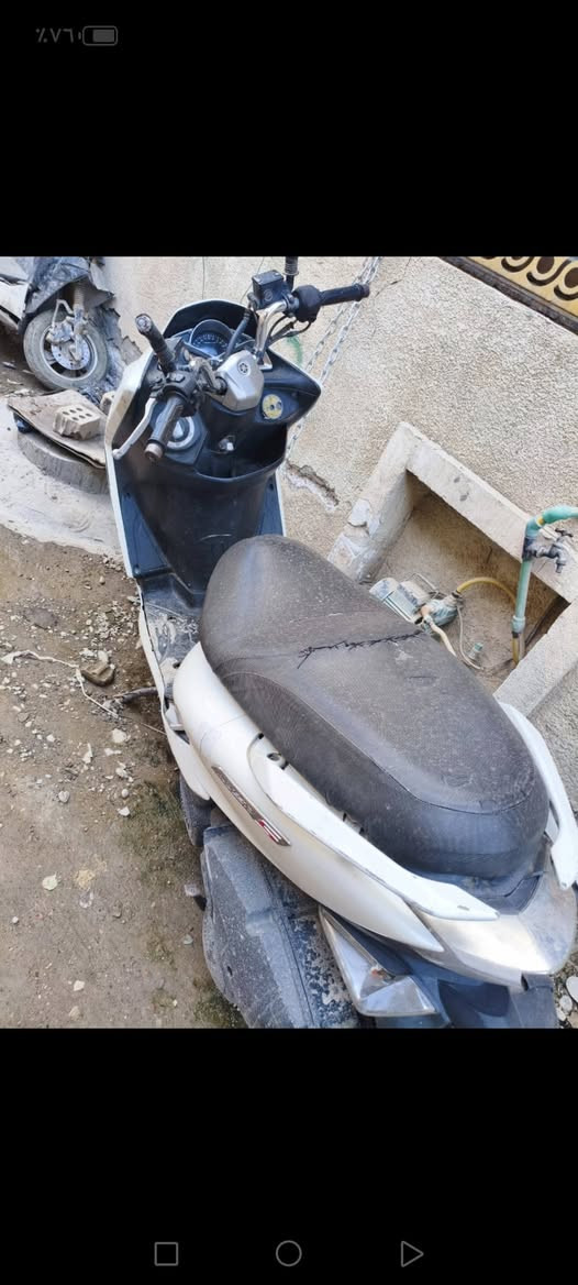 دراجه ماجستا اس ماكس 2018 السعر 900  وبي مجال سعرها المحرك مكفول صوت ناعم اوراق مرور بيها واصله للكمرك دراجه مكفوله كلشي شغال بيها موبايل ***********   مكاني كاظميه الطي
