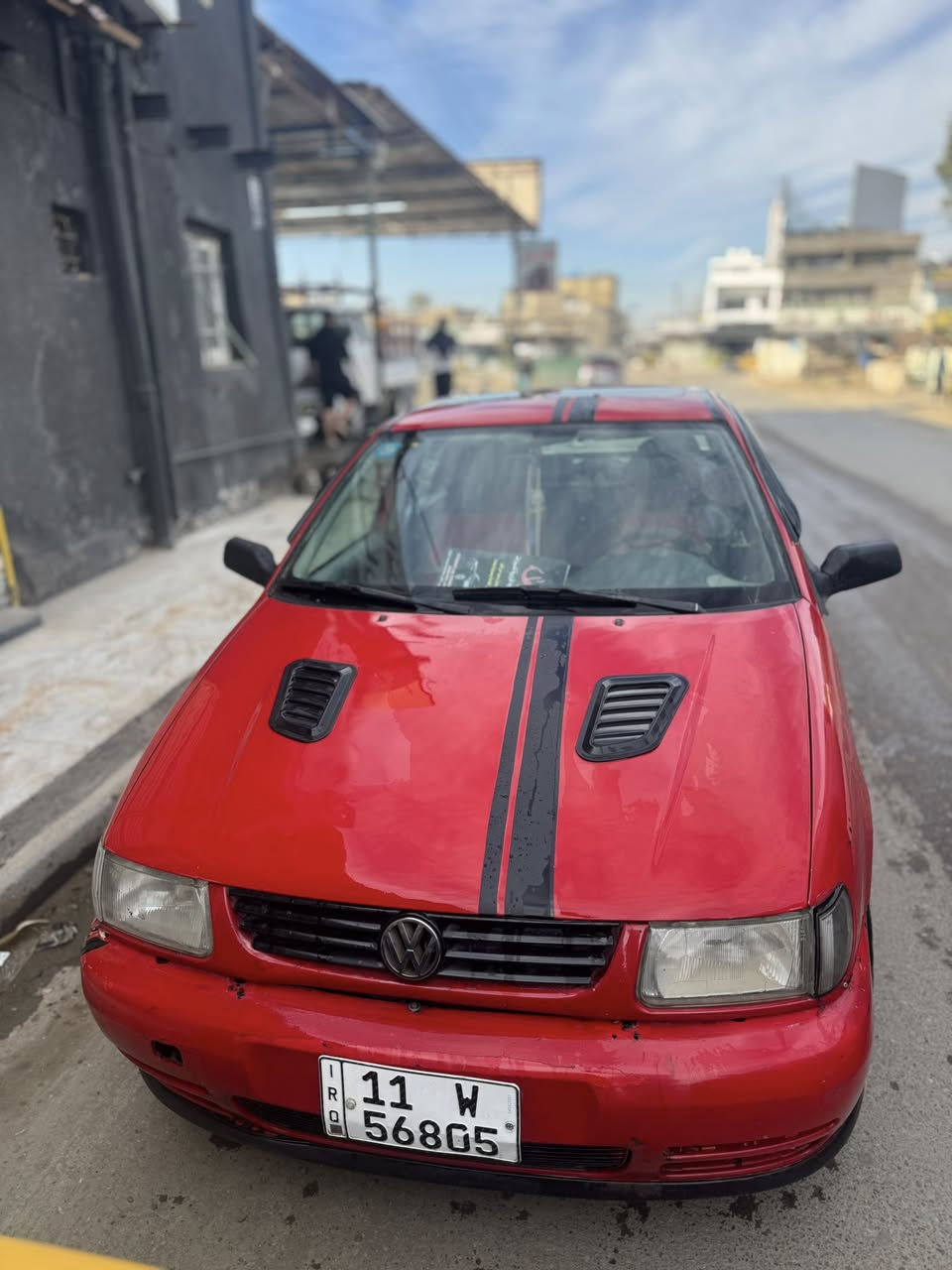 كولف موديل٩٩ محرك ١٨٠٠دوش كير أوتوماتيك سيارة جاهزة صدر جديد اذان كايمة بيها طبة خفيفه ب كير غرفتها شوية تعبانة 
سعرها ٣٣ وبيها مجال صاحبها موجود يحول شوكت متريد
مكاني بغداد 
***********
