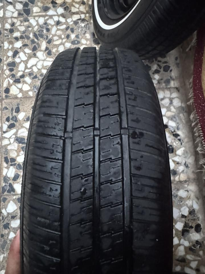 تايرات+ويل +حساسات شرط النضافه والشغل عدد 5 لا عواج ولا خياس نضافته 90‎%‎ يرهم اكسنت ريو وبعد سيارات 4 ستد حجم 14/70/185 سعر 250 قفل اصبغ وشد ودعيلي ***********
