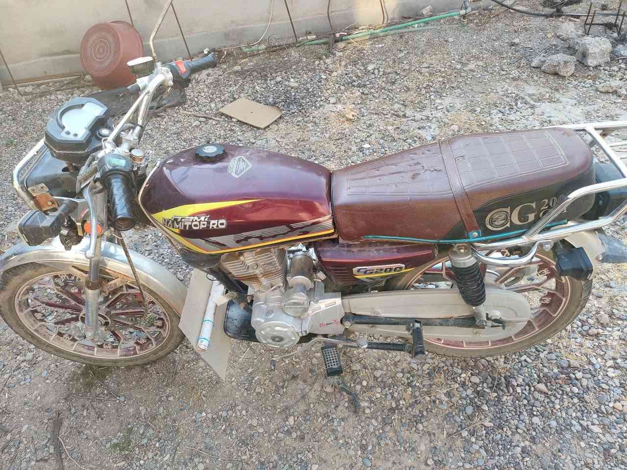 السلام عليكم
موطور نامه برو 
موديل 24 
محرك 200cc
نظافه 100/100
نشاط فول نگره سلف 
محرك شرط 
مال جناي 
سعر (650) وبيه مجال للطيبين
متواجد 24 ساعه ***********

(ملاحظه موشراي لاتخابر ولاتتصل)
