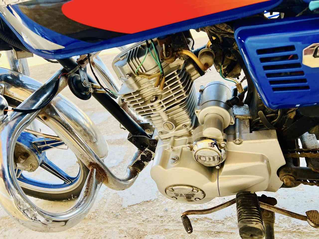 شباب السلام عليكم بارت موديل 20طالعه ب 21 دراجه اوراق اصولي كلش حلوه محرك ناعم ناقصه بس باتري مشيه معدل حلوو سعر 700 وبيه مجال بسيط *********** بيه واتساب
