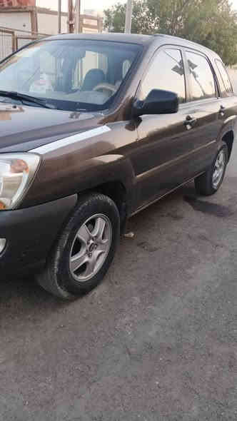 كيه اسبورتج مديل  ٢٠٠٨بيه صبغ جوملغ وبنيد كير مكينه مكفولات رقم مميز ٣ ارقام محرك 2000 
السعر ٩٠ وبيه مجال رقم مثنى للستفسار ‏‪0780 623 2901
