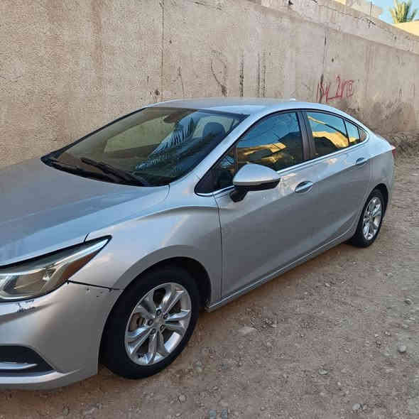 سيارة شوفر ليت كروز 2019 LTحساسات خلفيه كامره دواره اوتو ستوب مثبت سرعه كشنات تدفئ اطفاء ذاتي تشغيل عن بعد
اما ضربته جاملغ وبنيد بمريكا وبلعراق ضربه جاملغ خلفي ضربه خفيفه ومصلح تبريد وكير وحداديه وتخم تاير خير من الله جدد  *********** ( 77$ )
