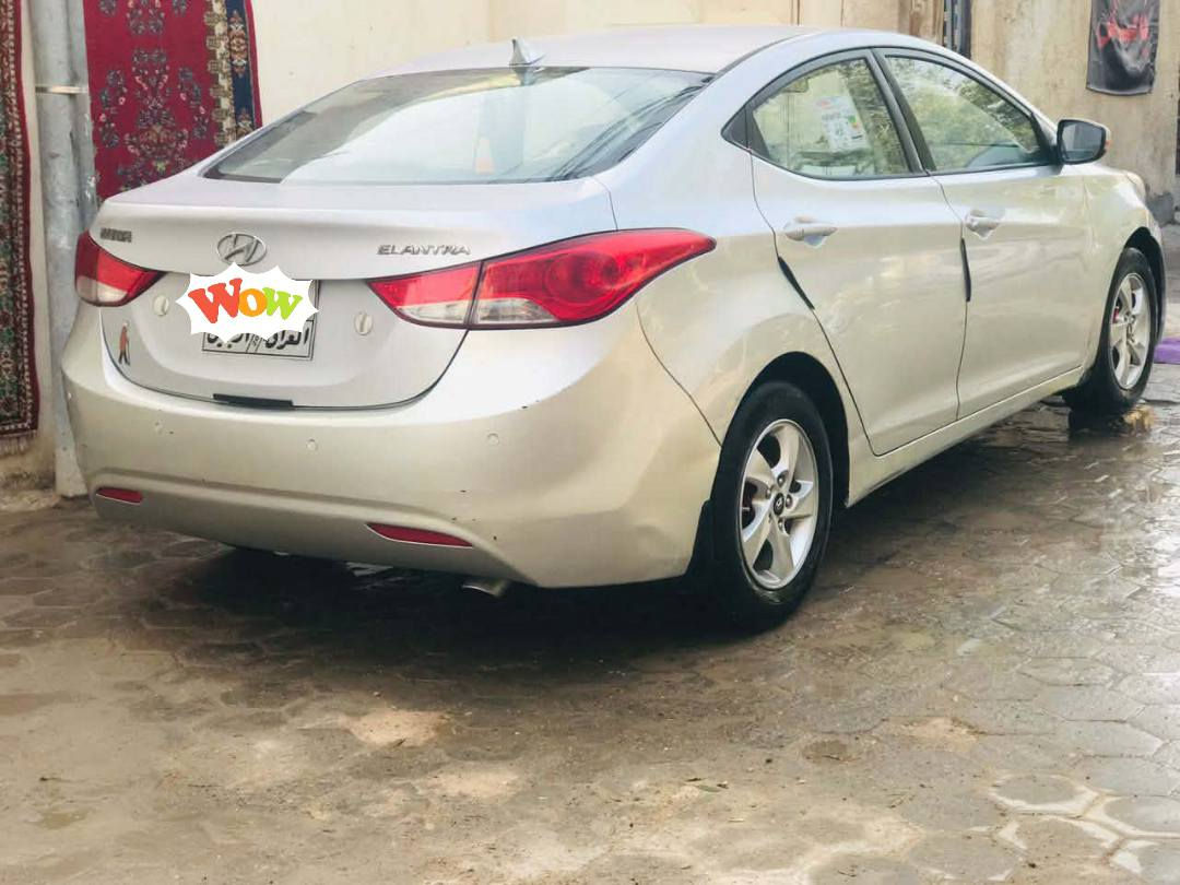 السلام عليكم سياره النترا  2012 فول ماعد الفتاح سياره جاهز محرك 1600بيه سونار مرافق صور  سياره ،،،حسسات شاش وكامره خلفي  حسسات     امامي خلفي تحكم ستيرن وأشار بل مري مكفول من  التبديل ،،سعر105l قابل للتفاوض       للاستفسار***********
