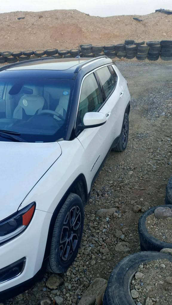 Jeep Compass
مۆدێل 2018
قەپات مواسەفات 
مەکینە 24
سلاید پانۆڕاما
ناوکرێمی
کوشن و سوکان هیتەر
(ABS)گێڕ عادی و تۆماتیک
ویل لمیتی ڕەش 
کامێرا و شاشەئایپادی گەورە 
بەسمەیە 
شەخالە
لەمسە
دەبڵ ئەکسل 
سەنەوی بەناوی خۆمانە ماڵی دۆست
دوو چامڵخی پێشەوەی بۆیاخە 
ئێرباگی سوکان و دەژبوڵی سیستەمە
شانەو کوشنیشی نەتەقیوە
تەنیا دوو چامڵخی بۆیاخە
گێڕومەکینەو تەقەو ڕەوقەو داروبەردی بەشەرتی ١٠٠فیتەر 
شوێن حاجیاوا

مشتەری تێل بۆ ئەم ژمارە بکات
*********** رانية, السليمانية
