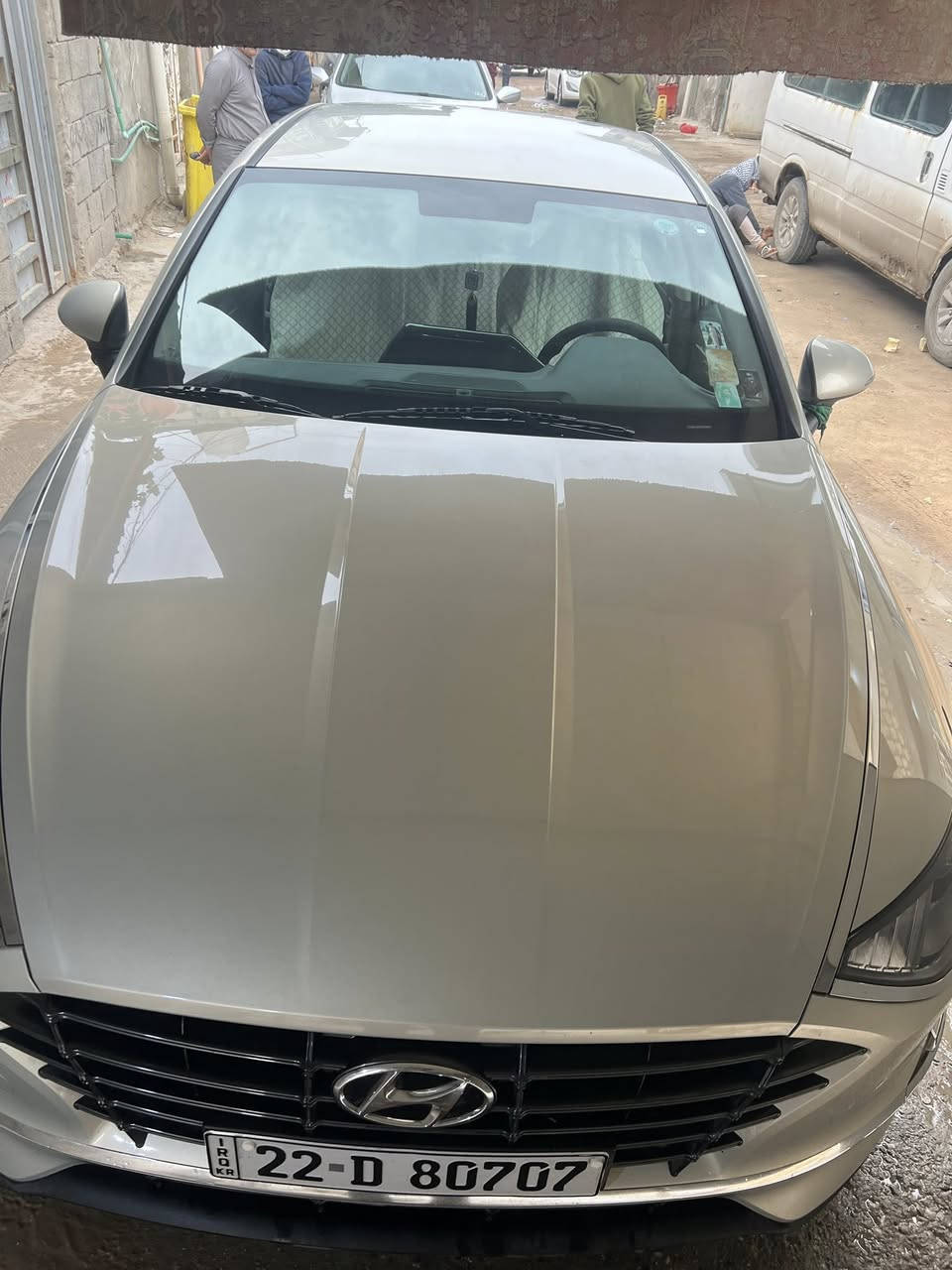 السلام عليكم سونانا ٢٠٢٣ ‏سيارة خليجي نص فول رقم أربيل مكان البصرة تنومه سعرها ٢٠٠ وبيه مجال رقم موبايل ***********
