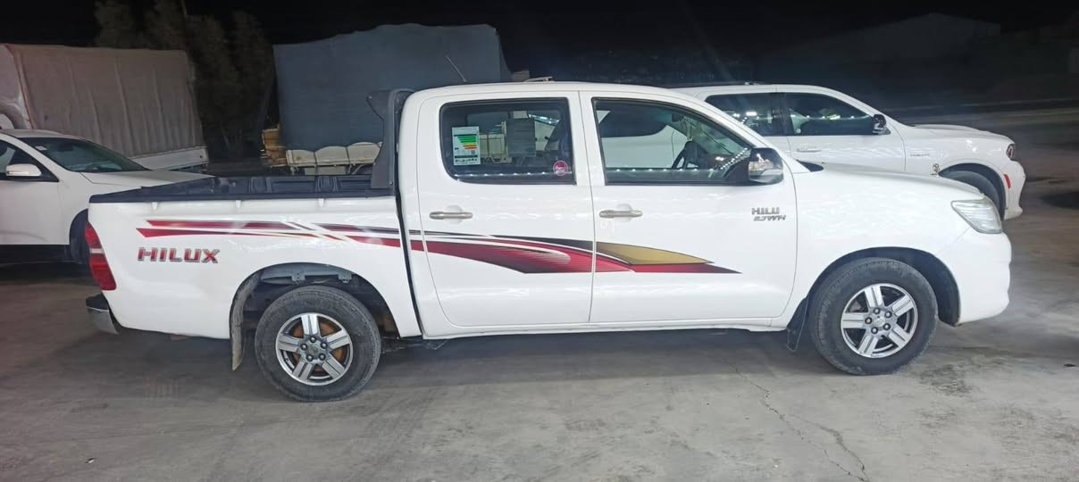 السلام عليكم بيكم مديل ٢٠١٢ مكفولة كير اوتوماتيك شاصي ١٩ رقم بغداد انكليزي شرط التحويل اتصال عل رقم ***********
