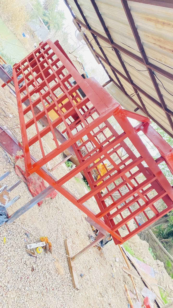 محجر نثيه للبيع السعر ٢٧٥ العنوان ميسان العماره ***********
