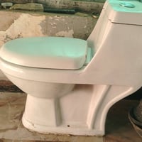 اغراض منوعة للبيع في بغداد جميلة الاولئ للاستفسار مراسله صاحب الاغراض ...