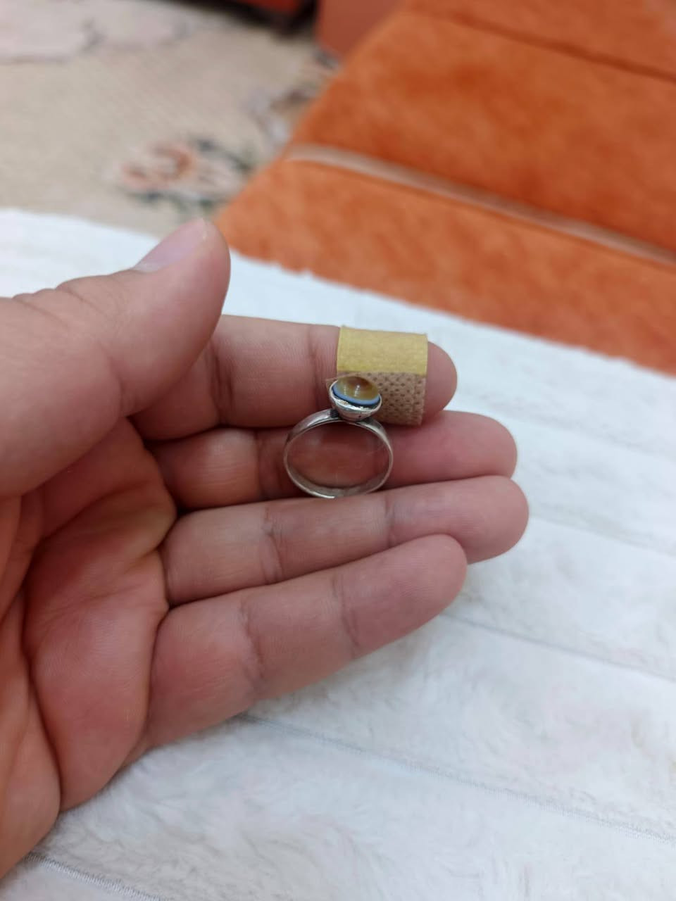 السلام عليكم الي يدور نوادر شرط القدم وشرط جزع يماني بقري قديم جدا ناعمه مكان ناصريه توصيل موجود ***********

