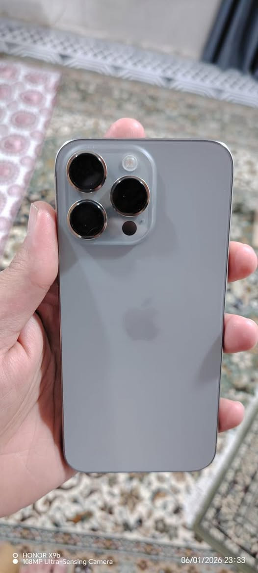 ايفون 15ابرو ماكس
بطاريه ٨٨بدون ملحقات
الجهاز مكفول من الفتح
للمعلومه الجهاز الوتر مالته ٨٠/١٠٠
بسبب النفخ.   الجهاز AAAماستر
السعر 940او بي مجال 
للستفسار  ***********
