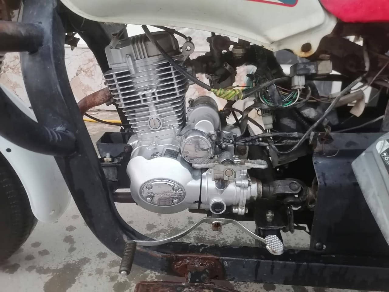 سلام عليكم ستوته للبيع مديل ٢٠١٥
أوراق انا مكلف بنشر اتصل ع راعيه

السعر  واحد ٢٥٠

***********
