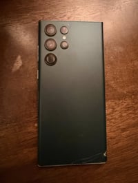 كلاكسي اس ٢٢ الترا • ٥١٢ • شق بالظهر