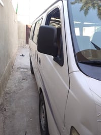 نيسان للبيع موديل 2012 رقم اربيل ( 22)   1- منضومة غاز   2-محرك.كير اك...