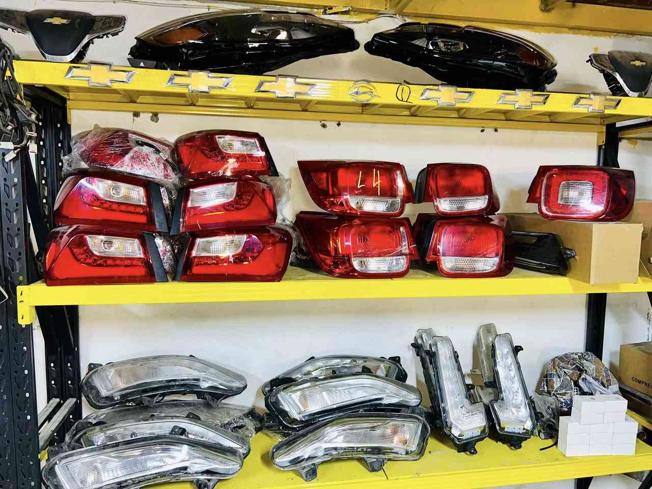 غراض ماليبو تفصيغ بيلادي 🚀 🔥
شنو تحتاج قطع غيار تفصيغ و جديد 
ماليبو حديث فقط
امبالا حديث 
كروز حديث
متوفر 
للئستفسار خابر على رقم او راسل واتس ئاب 
***********
***********
موجود توصيل جميع محافظات العراق اقل من 24ساعه 
عنوان كراج _ كركوك حي الصناعي الجديده 
#ماليبو #العراق #شوفرليت #GM #كروز #محمدماليبو
