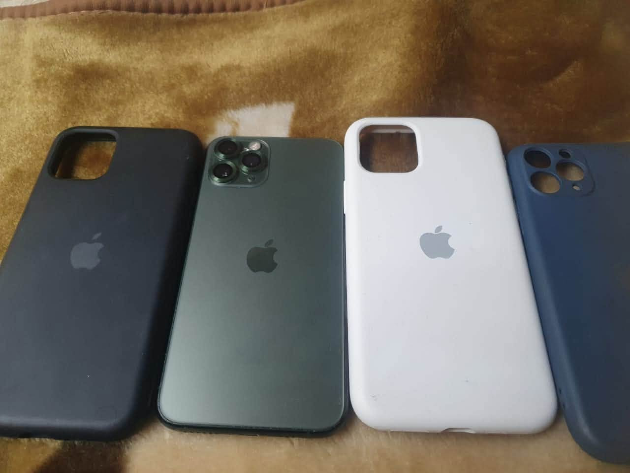 للبيع بسعر منهي 140 
11 برو 
بطارية 🔋 70 مكفولاة ما بتفضي 
زاكرة 64 
مبدل فيوشاشة  ول غطة خلفي 
فيس ايدي  برمجة 
للتواصل 0937204608 
لحق حالك


**إذا كنت صاحب هذا الإعلان وتريد حذفه لأي سبب، رجاءا أرسل رسالة إلى الدعم الفني**