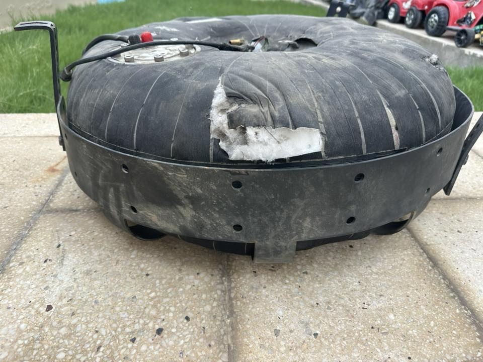 تانكي غاز بلادي كوري اصلي جديد مغلف جدا نظيف سعة ٩٠ لتر كوري اصلي يرهم عل صالون كيا  هوندى صالون كلة دائري. يرهم عل جارجر اوبامة كلشي بكان سبير مكان بغداد كاظمية
سعر ١٥٠ قفلة
***********
