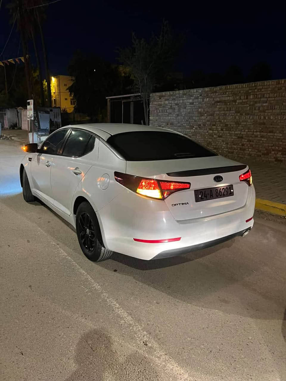 السلام عليكم للبيع اوبتما 2012 خليجي سياره جاهزه للاخير كفاله مابيها ضرر ماشيه 150الف حقيقي 
السعر 128وبيها مجال. المكان واسط 
للاستفسار الاتصال على. ***********
