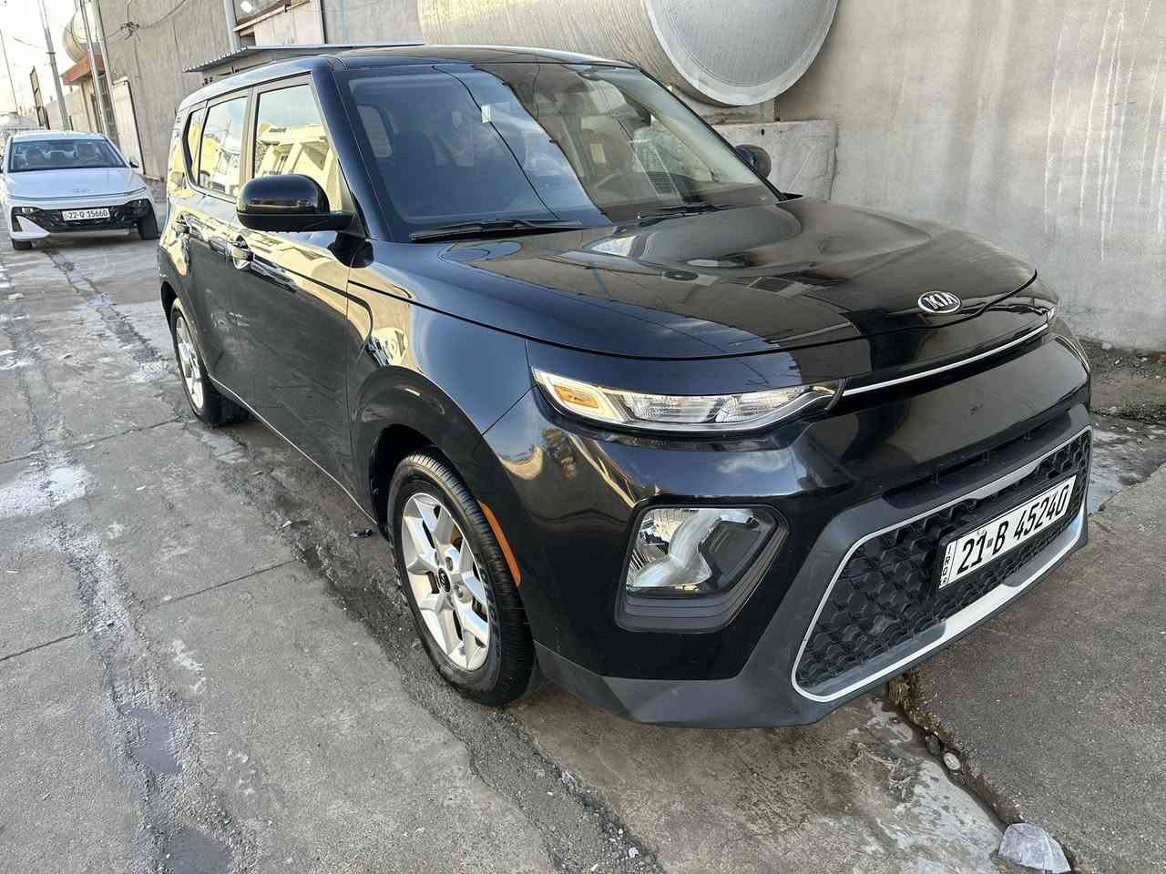 كيا صول ٢٠٢١ بدون صبغ
مواصفات اس ماشي ٧٨ الف 
سعر ١٤٥ عنوان كركوك واتساب ***********
