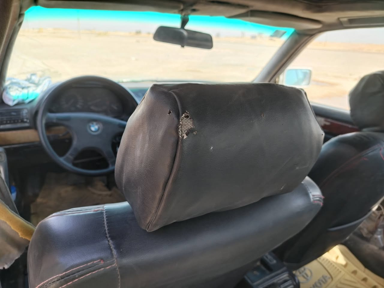 السلام عليكم ورحمة الله وبركاته
للبيع او مراوس بي ام دبليو 735 رقم انكليزي بسمي تحويل مباشر شرط كير ومحرك تخم تاير حدايه شرط سياره خير من الله مكان الكرمه
السعر 45 وبيه مجال لطيبين
الاتصال او خاص
***********
