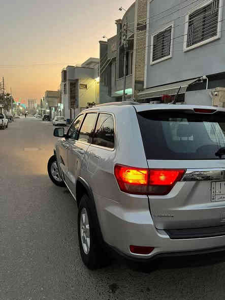 للبيع جيب لاريدو 2012  تو ويل رقم بغداد بيهه صبغ جاملغ مقابل السائق فقط بدون ايرباك 
بصمة ابواب 
بصمة تشغيل 
تحكم ستيرن 
محرك 3.6  سته سلندر 
السيارة نظيفة 
السعر 158 روقه 

***********
