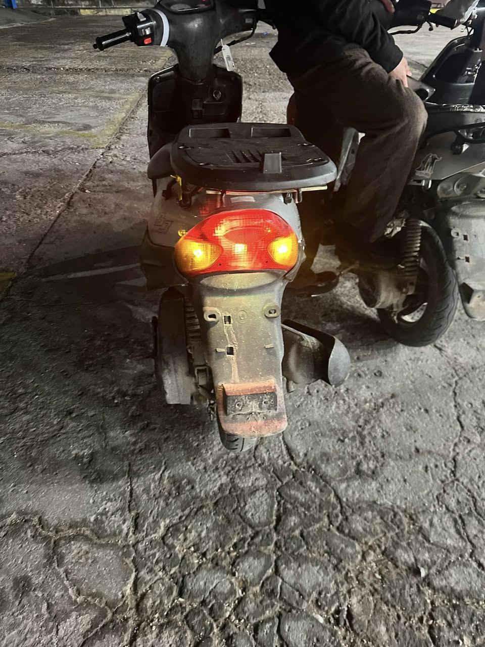 سلام عليكم 9 بيجي لبيع سعر 300 وبيه مجال ***********
