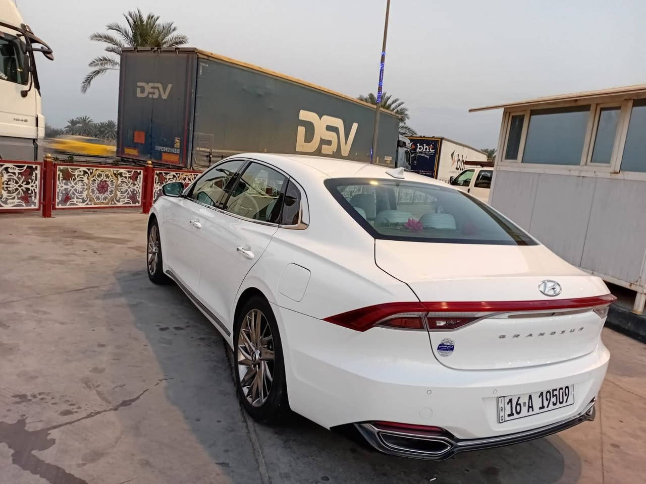 سلام عليكم ازيره موديل 2023  كفاله عامه من الضربه والصبغ والتبديل وشخط سياره فول مواصفات داخل ابيظ ويل كروم سعره 8 اواق سياره ماشيه 35  الف جاهزه من كلشي بيع فقط السعر 228 وبيهه مجال مكاني ديوانيه اتصال عل رقم ***********
